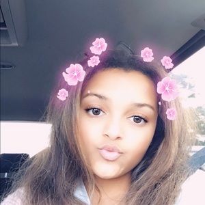 Meet your Posher, Carley